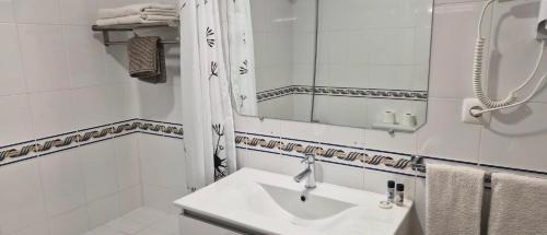 Studio Apartment with Sea View