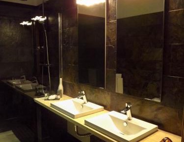 Queen Room with Pool View
