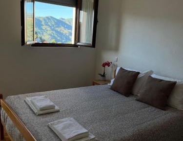 Apartment with Lake View