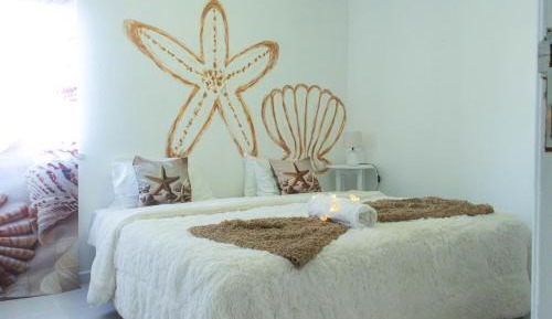 Double or Twin Room with Private Bathroom