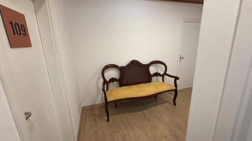 Deluxe Double Room with Shower