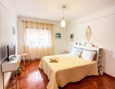 Large Double Room