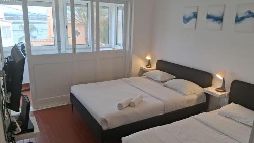 Triple Room with Shared Bathroom