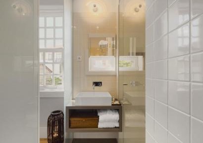 Suite with Garden View
