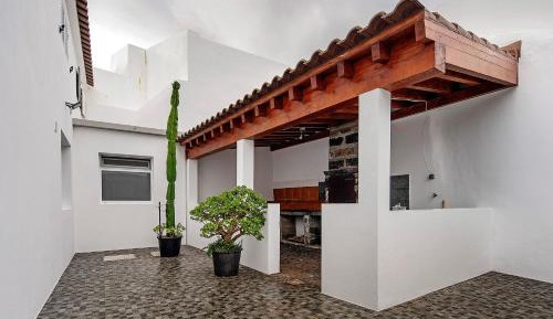 Villa with Sea View