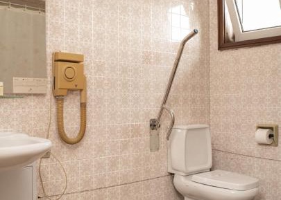 Vintage Room with Lake View