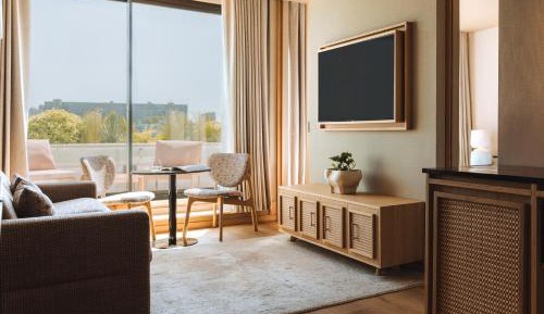 Suite with City View