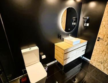 Deluxe Double Room with Shower