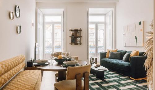 Apartment with City View