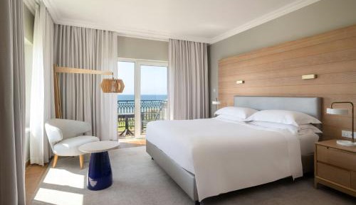 One-Bedroom  Premium King Suite Oceanfront