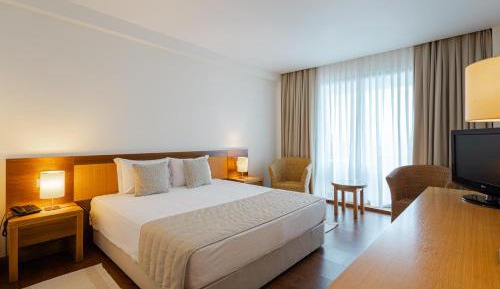 Superior Double Room with Land View