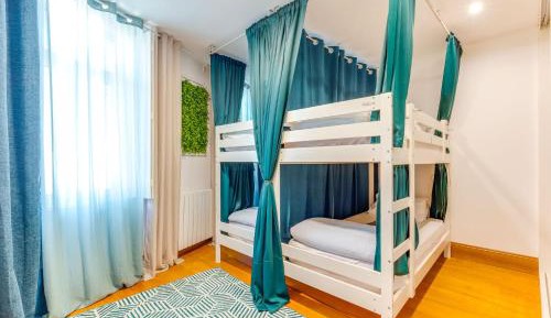 Bed in 6-Bed Mixed Dormitory Room