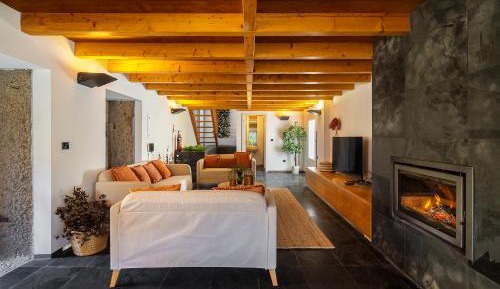 Seven-Bedroom House