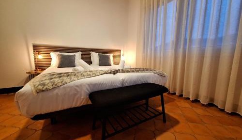Double or Twin Room with Shared Bathroom