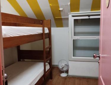 Standard Twin Room with Shared Bathroom