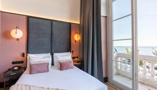 Double Room with Balcony and River View