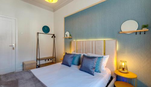 Double Room with Shared Bathroom