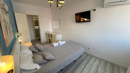 Twin Room with View