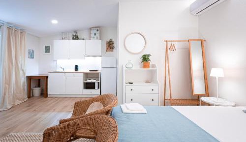 Studio with Sofa Bed
