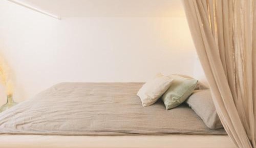 Single Bed in Dormitory Room
