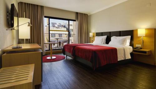 Double or Twin Room with Balcony