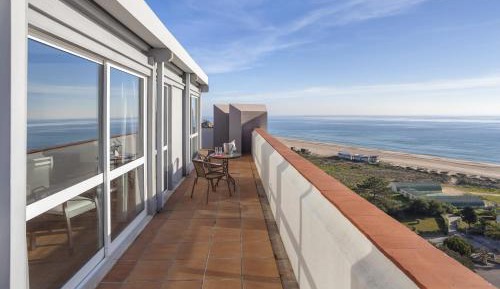 Superior One-Bedroom Apartment (3 Adults)
