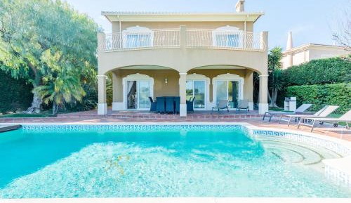 Deluxe Villa