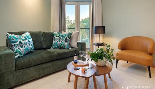 Suite with Spa Circuit