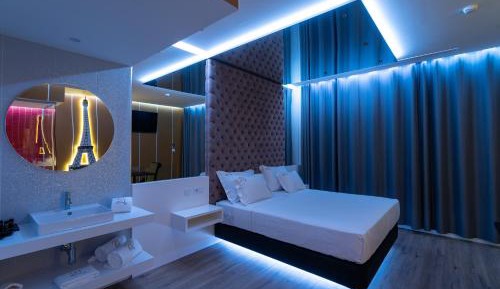 Superior King Room