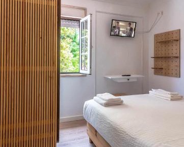 Standard Double Room with Shared Bathroom