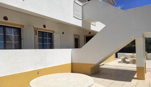 Apartment with Sea View - Ground Floor 
