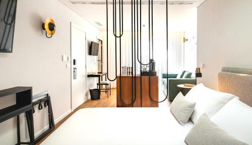 Standard Double Suite