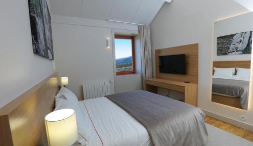 Double Room with Mountain View