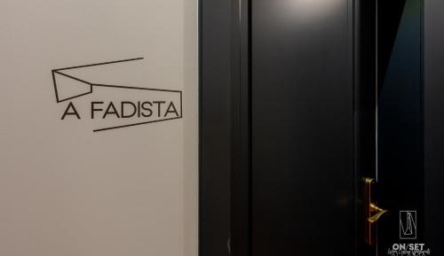Deluxe Studio