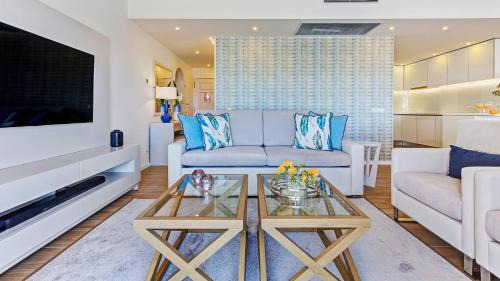 Two-Bedroom Apartment - Penthouse Sea View