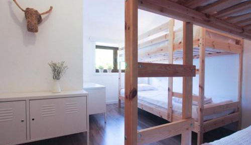 Quadruple Room with Private Bathroom