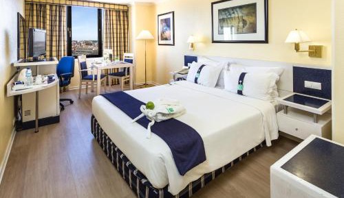 Standard Double Room with City View