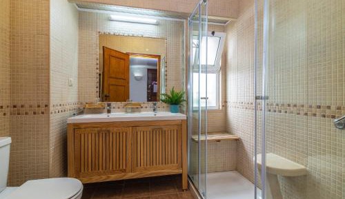 One-Bedroom Apartment (2 Adults)