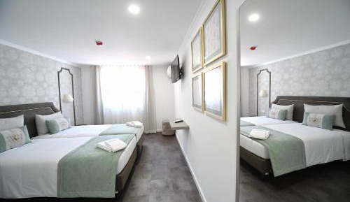 Standard Double or Twin Room with Private Bathroom - Third Floor