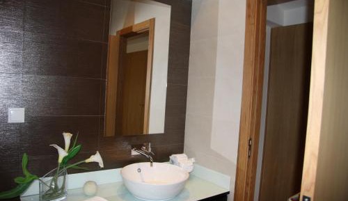 Superior Triple Room (2 Adults + 1 Child)