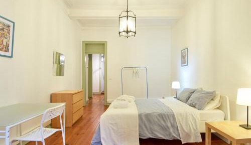 Superior Double Room with Shared Bathroom