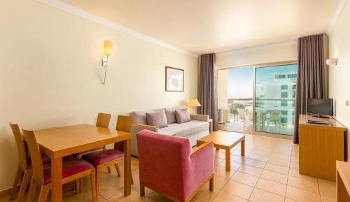 One-Bedroom Apartment with Land View