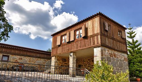 Studio (2 Adults)