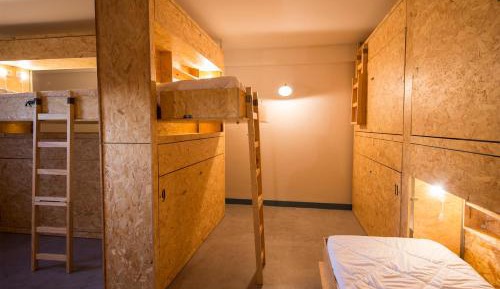 Bed in 12-Bed Mixed Dormitory Room