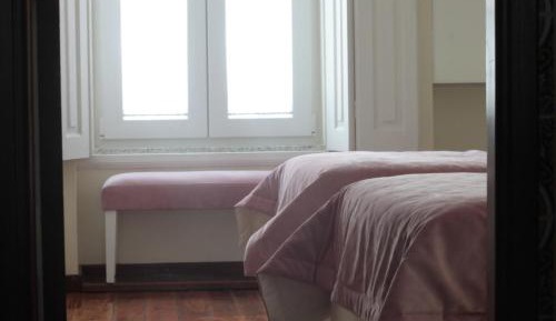 Double or Twin Room with Shared Bathroom