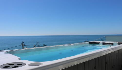 Villa - Beach Front