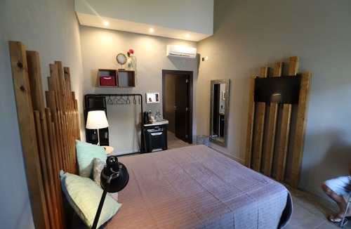 Patroves Hotel | Lost & Found - Guesthouse & Suites