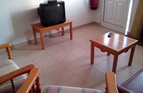 Pata de Baixo Apartment | Iconic Apartment with 2 bedrooms & full kitchen 2 Apts by RedAwning