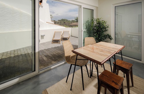 Calhetas House | ENTRE MUROS