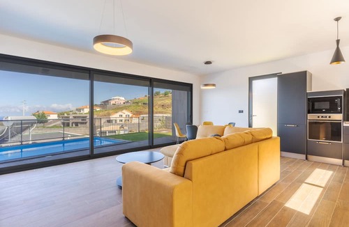 Estreito da Calheta Villa | Casa Mozart I